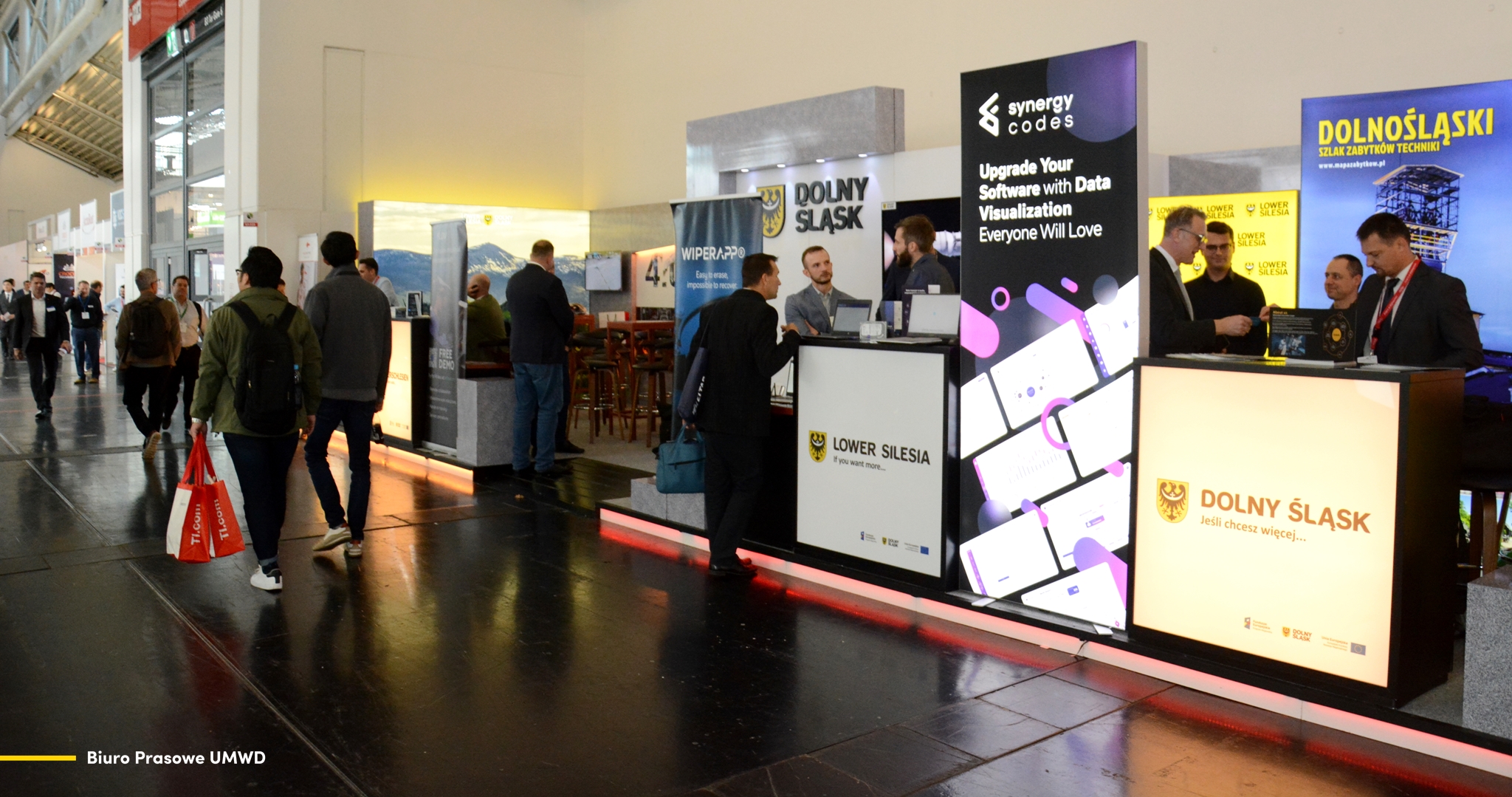 Dolnośląscy przedsiębiorcy na targach elektronicznych w Monachium